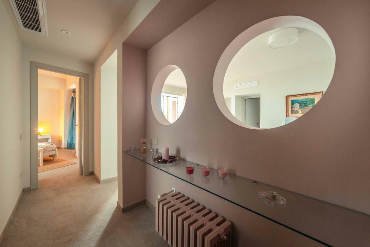 The Charming House Apartment Taormina Bagian luar foto