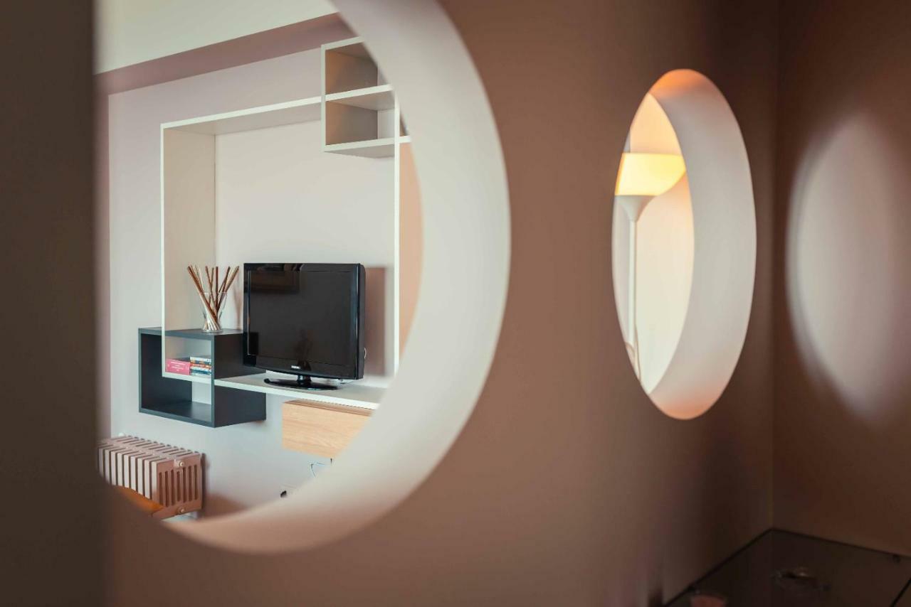 The Charming House Apartment Taormina Bagian luar foto